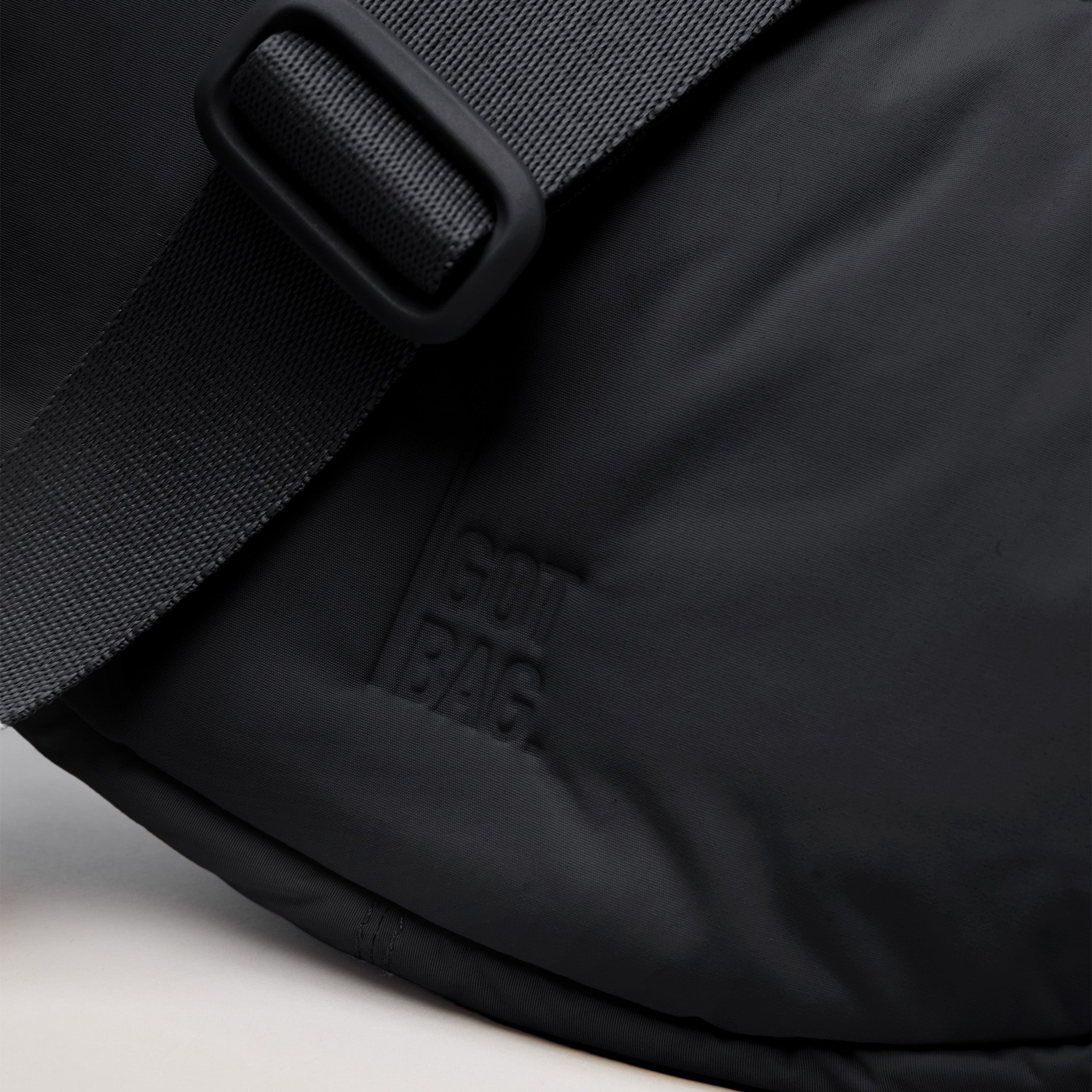 GOT BAG Cloud Moon Bag Small Black