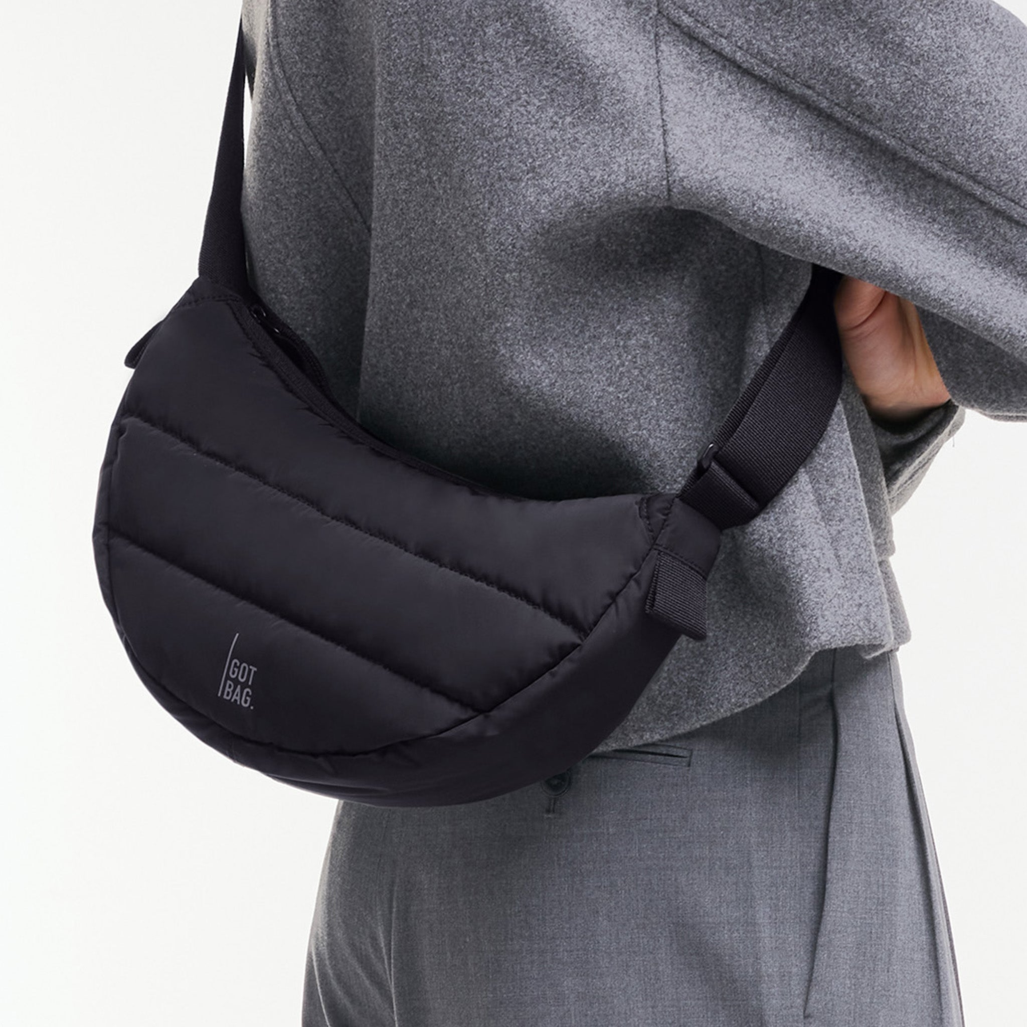 GOT BAG Puffer Moon Bag Small Black