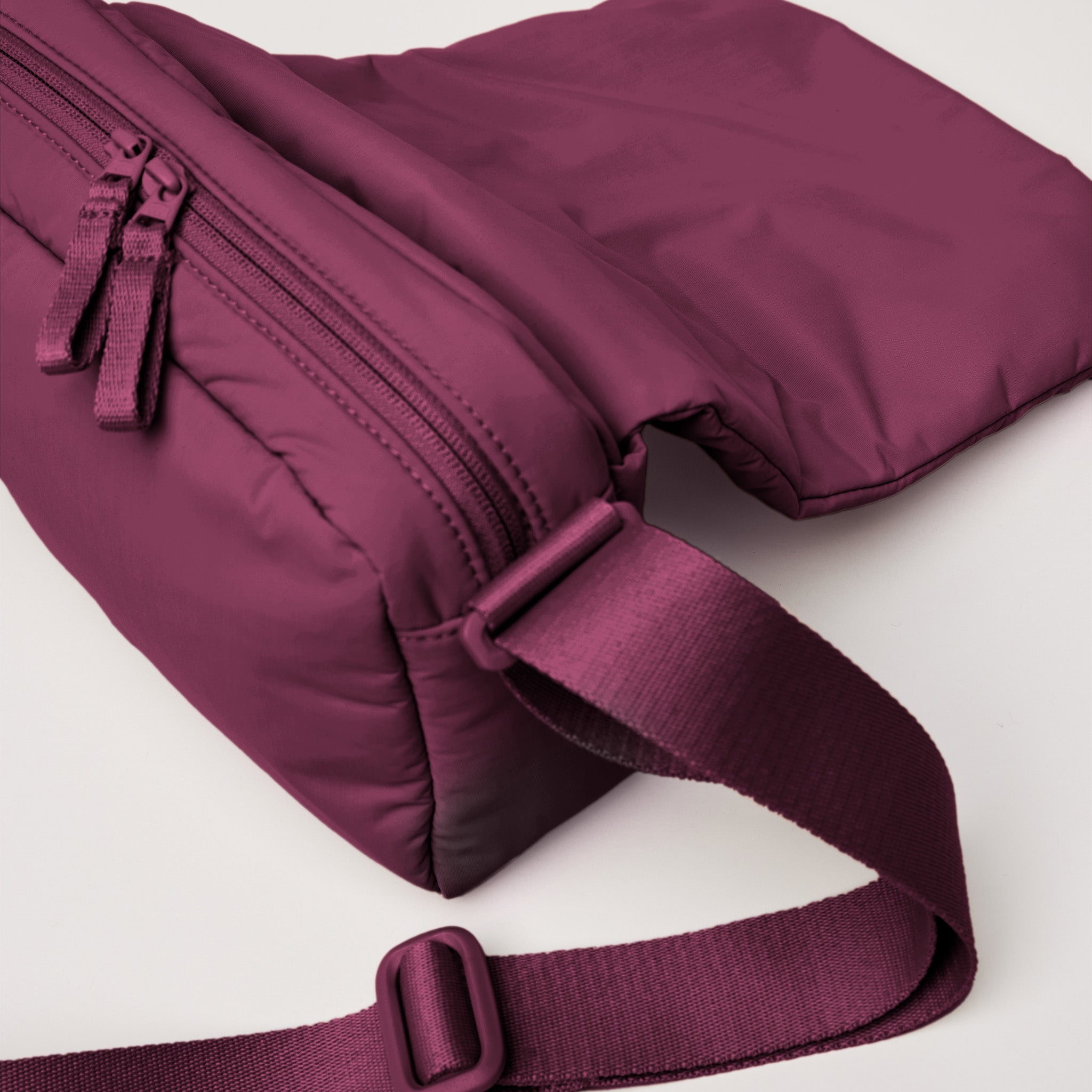 GOT BAG Cloud Crossbody Bag