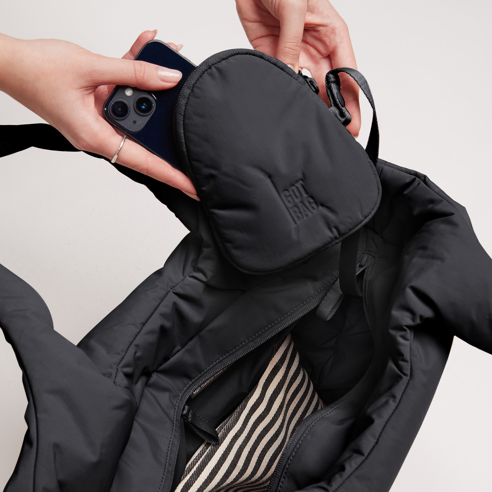 GOT BAG Cloud Tote Bag Monochrome Black