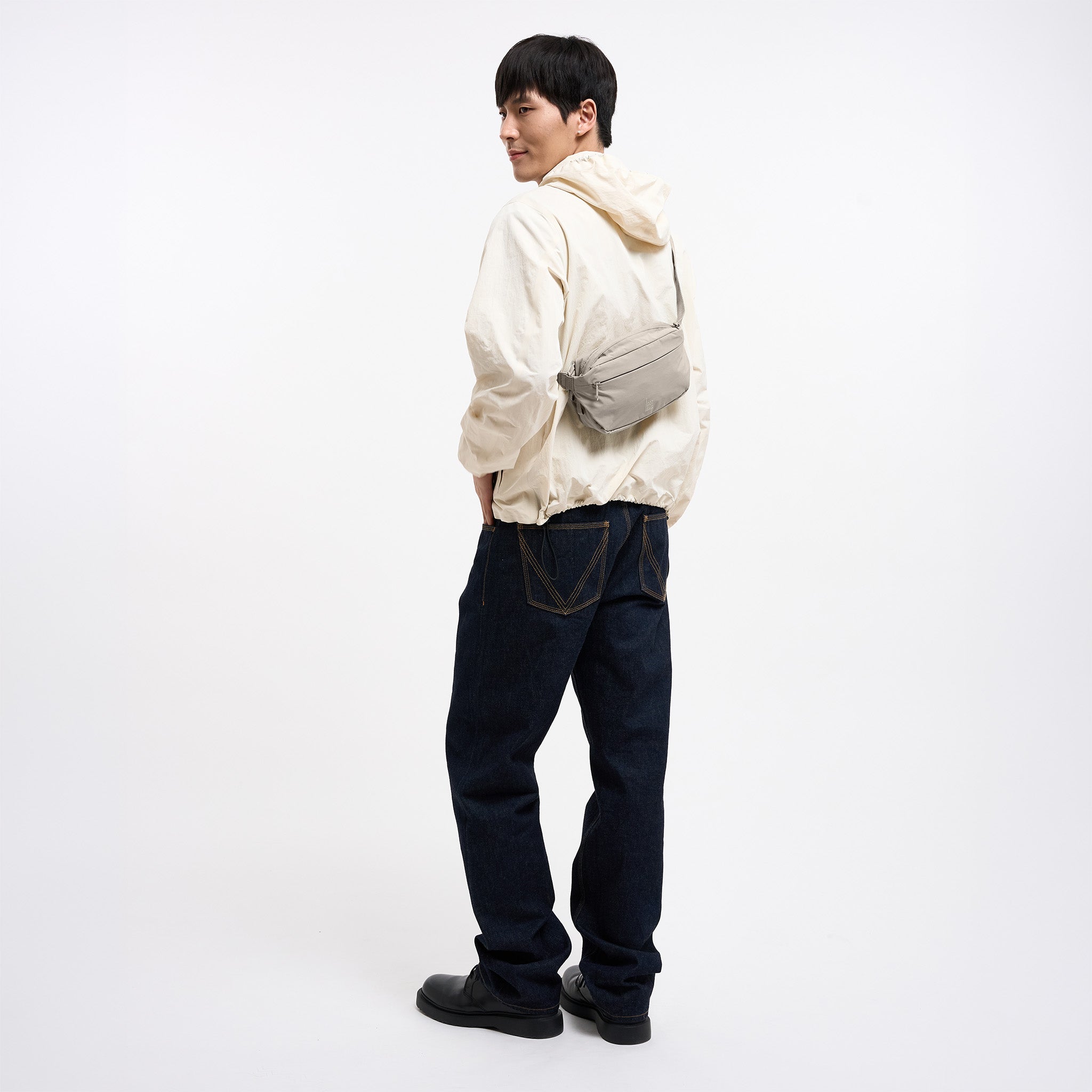 GOT BAG Adapt Sling Bag Scallop