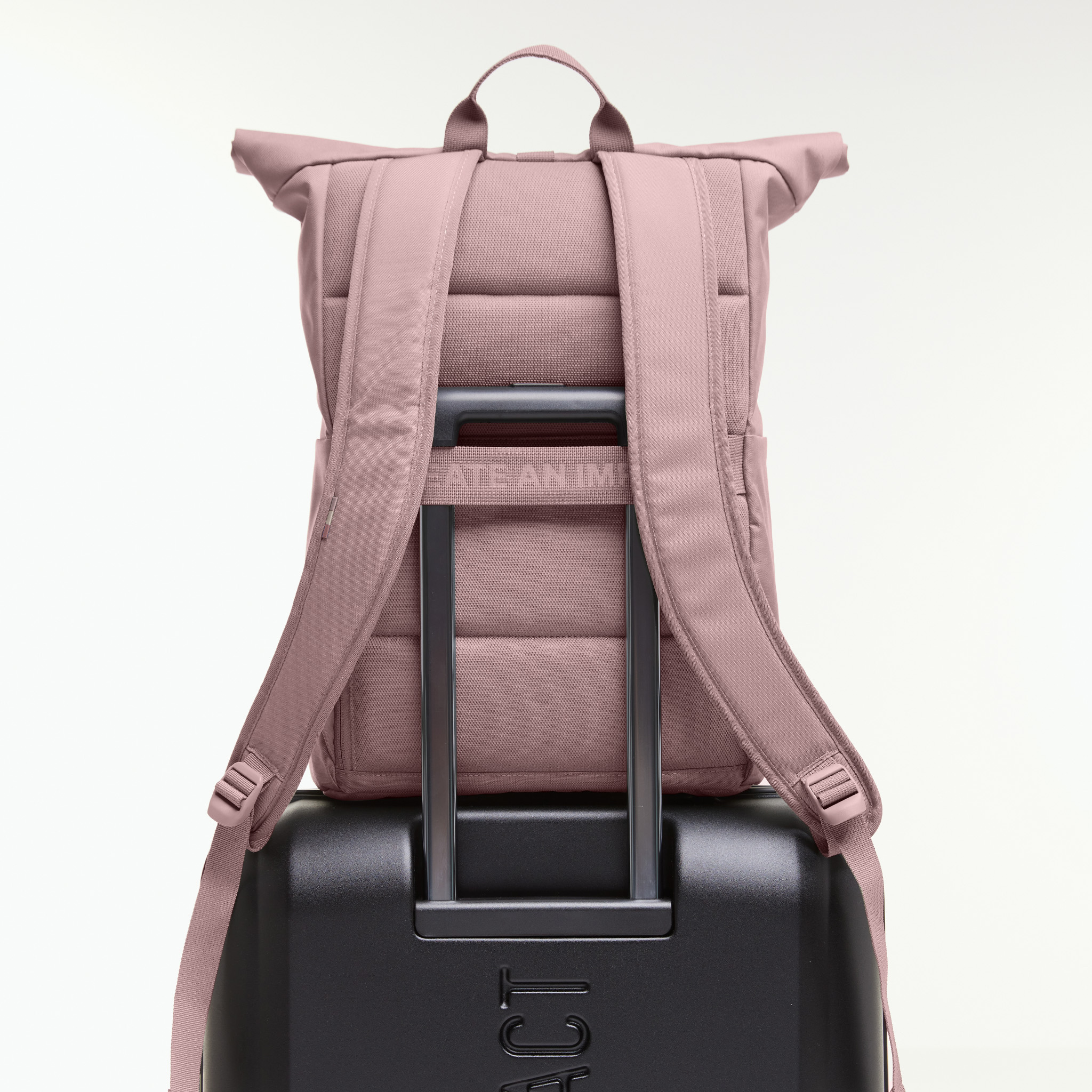 GOT BAG Rolltop Easy Monochrome Red Sand